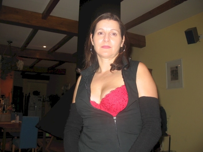 Site de rencontre discrète : Annonce erotique pour plan chaud ! Femme cougar sexy seule qui a une grosse envie